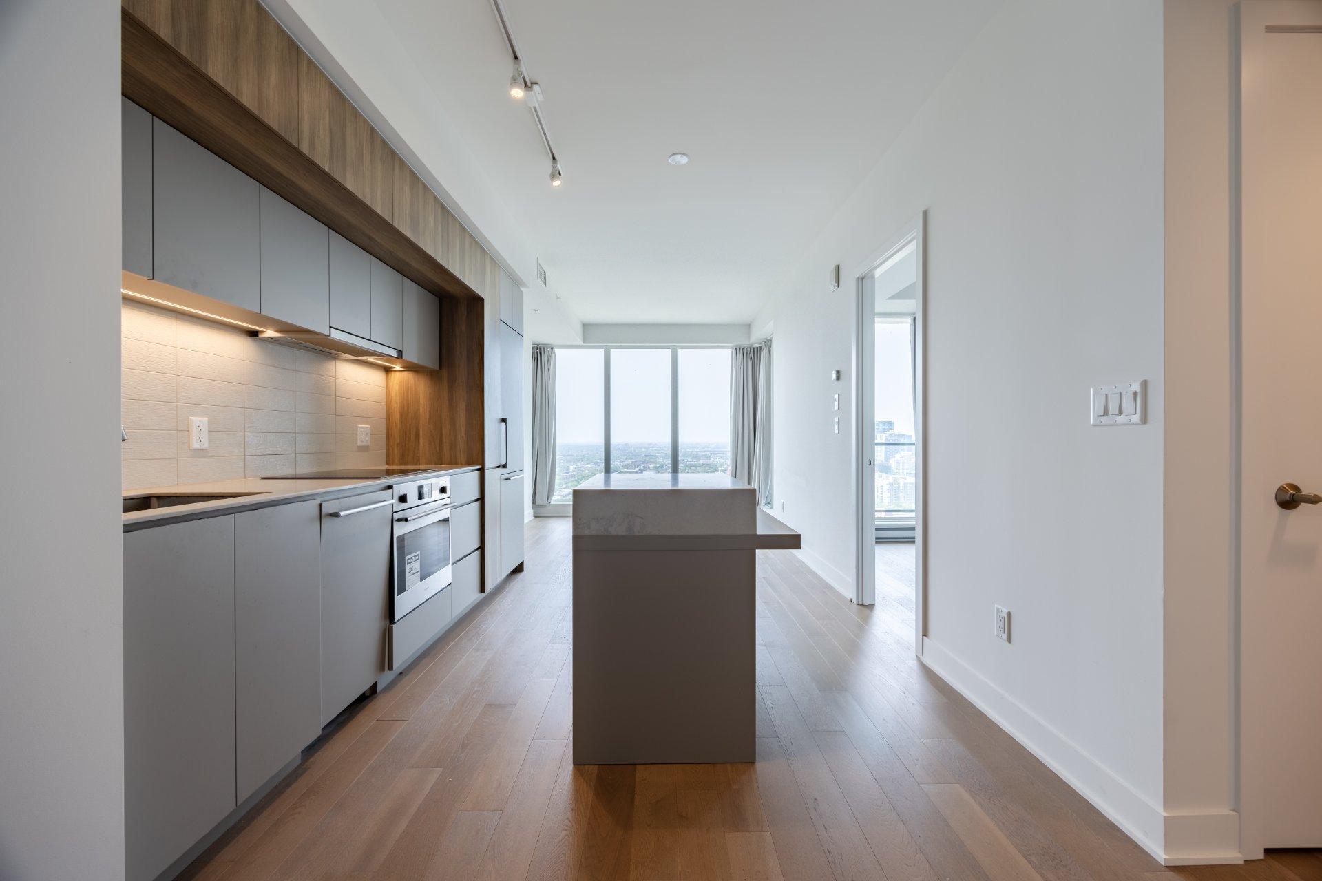 









1288


Rue St-Antoine O.

, 3601,
Montréal (Ville-Marie),




QC
H3C0C6

