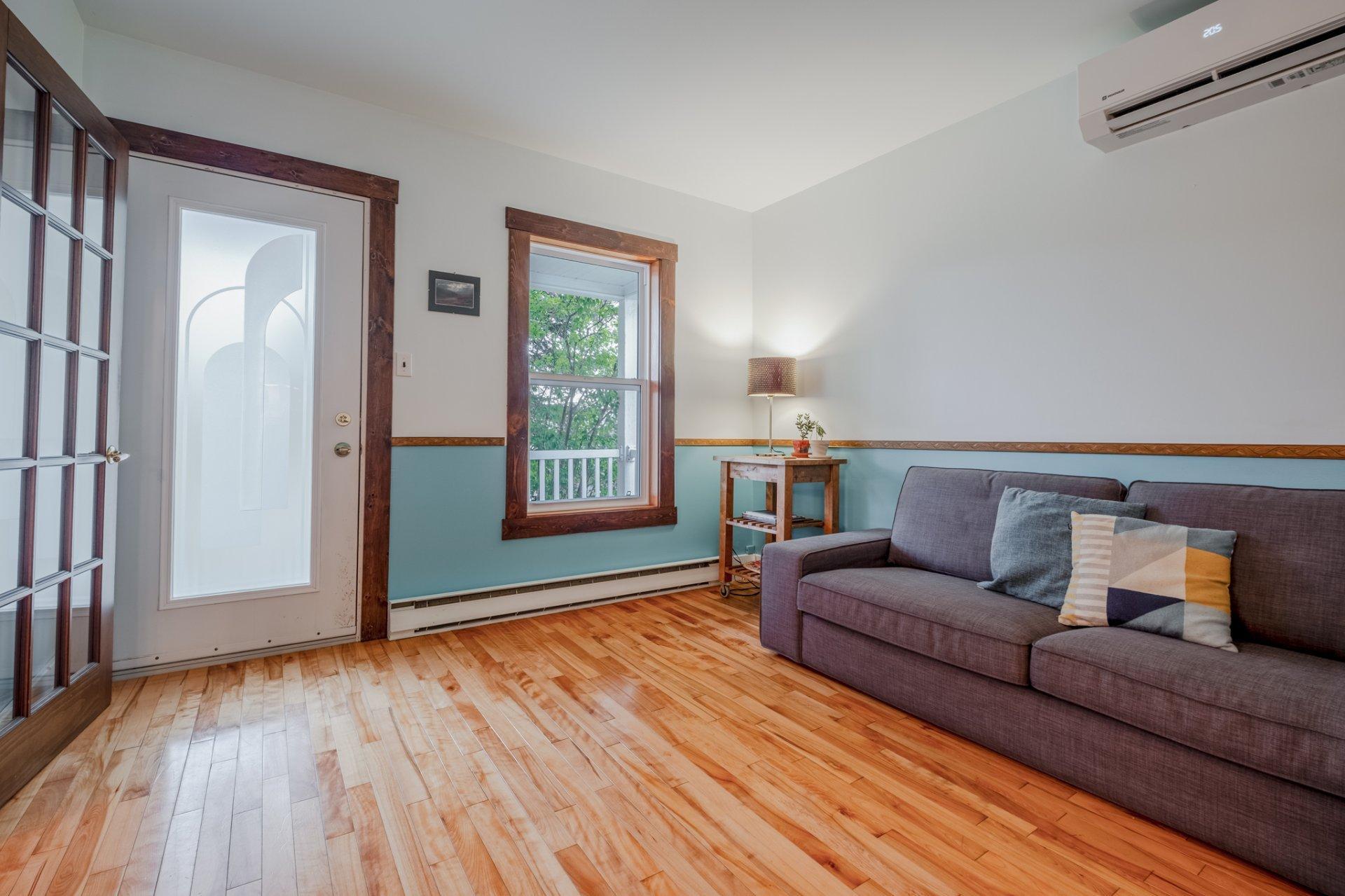 









350


Rue St-Pierre

,
Magog,




QC
J1X3A5

