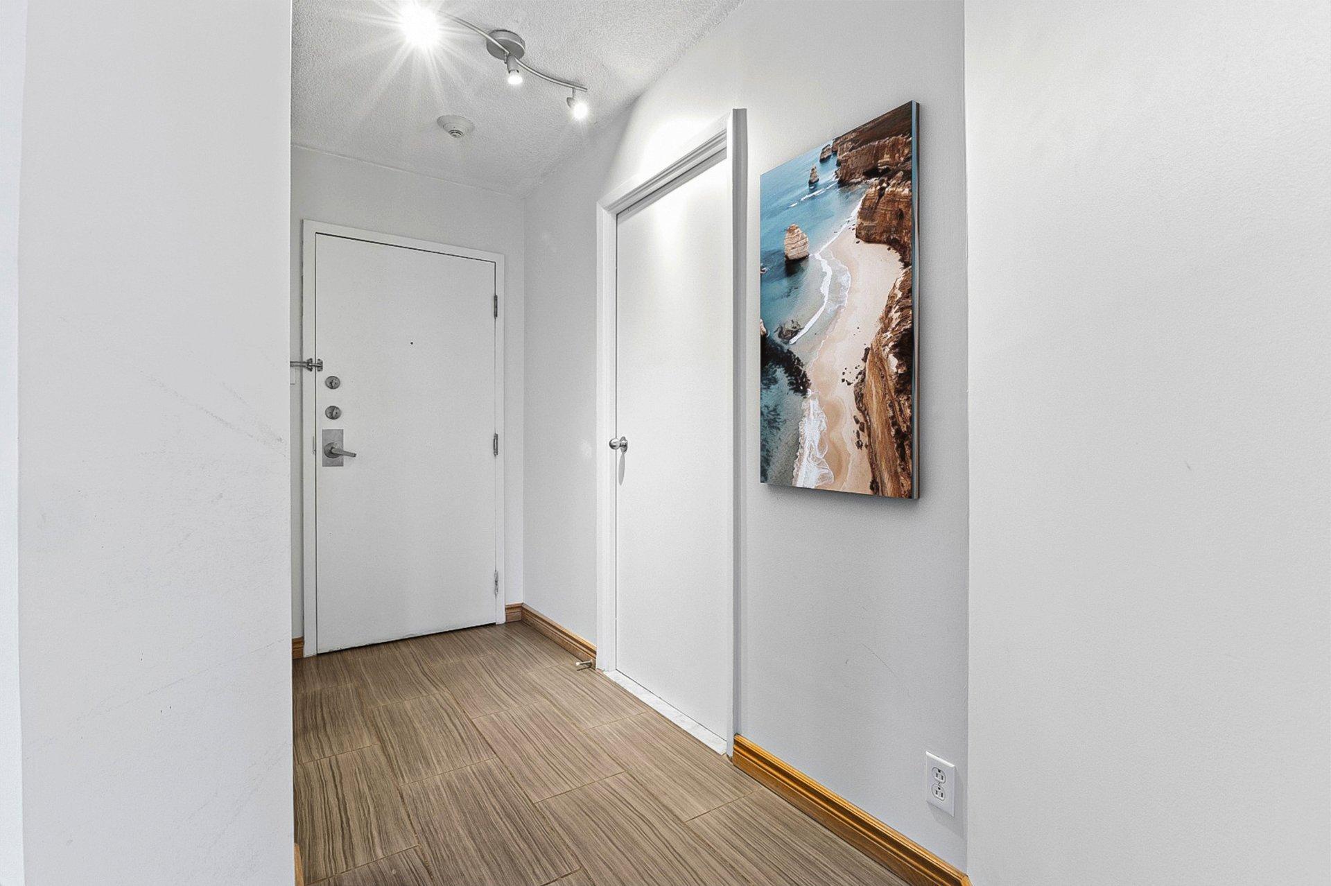 









175


Rue William-Paul

, 306,
Montréal (Verdun/Île-des-Soeurs),




QC
H3E1P1


