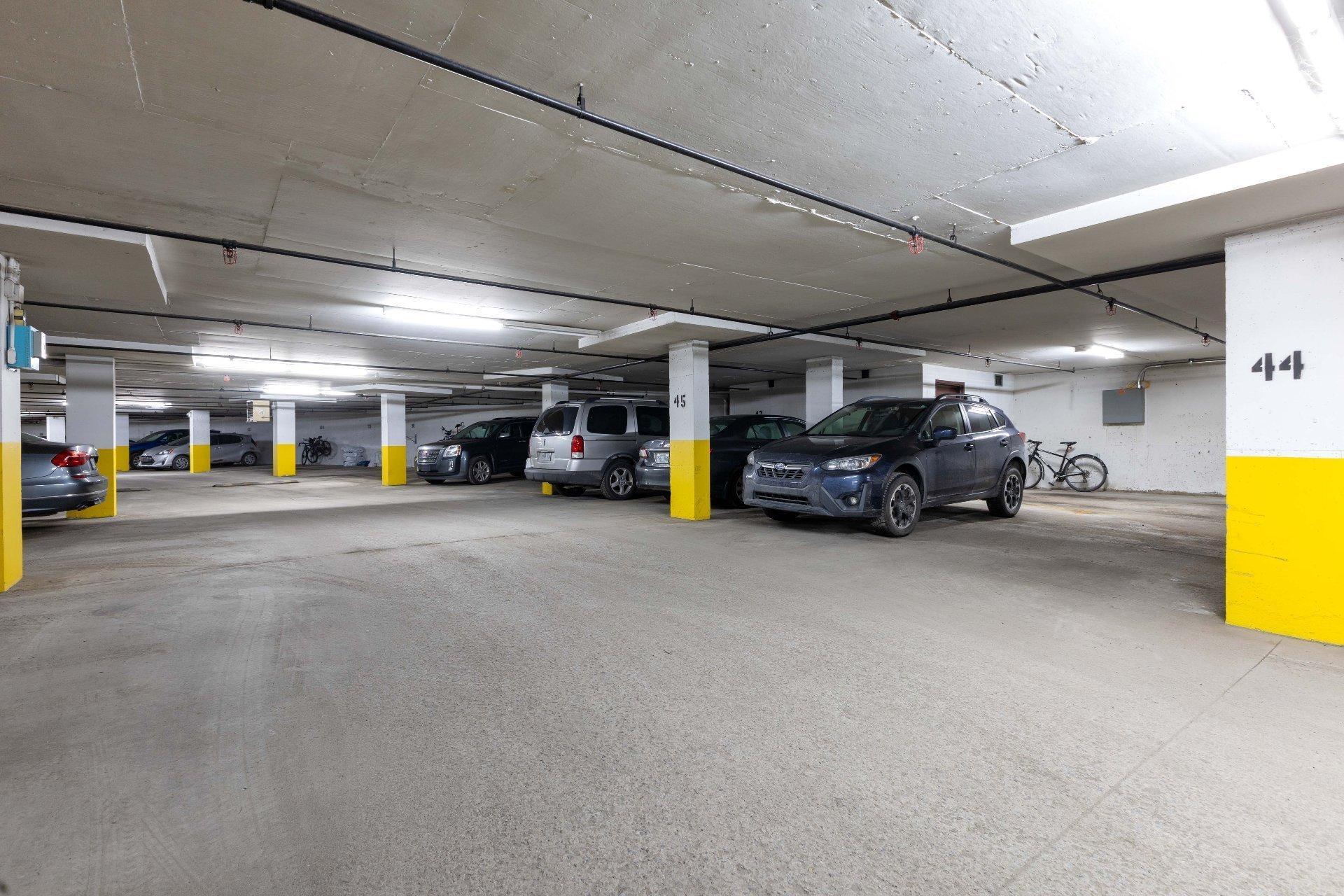 









175


Rue William-Paul

, 306,
Montréal (Verdun/Île-des-Soeurs),




QC
H3E1P1

