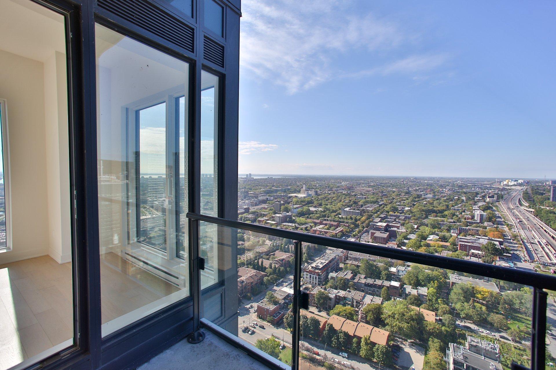 









1288


Rue St-Antoine O.

, 3902,
Montréal (Ville-Marie),




QC
H3C0X6

