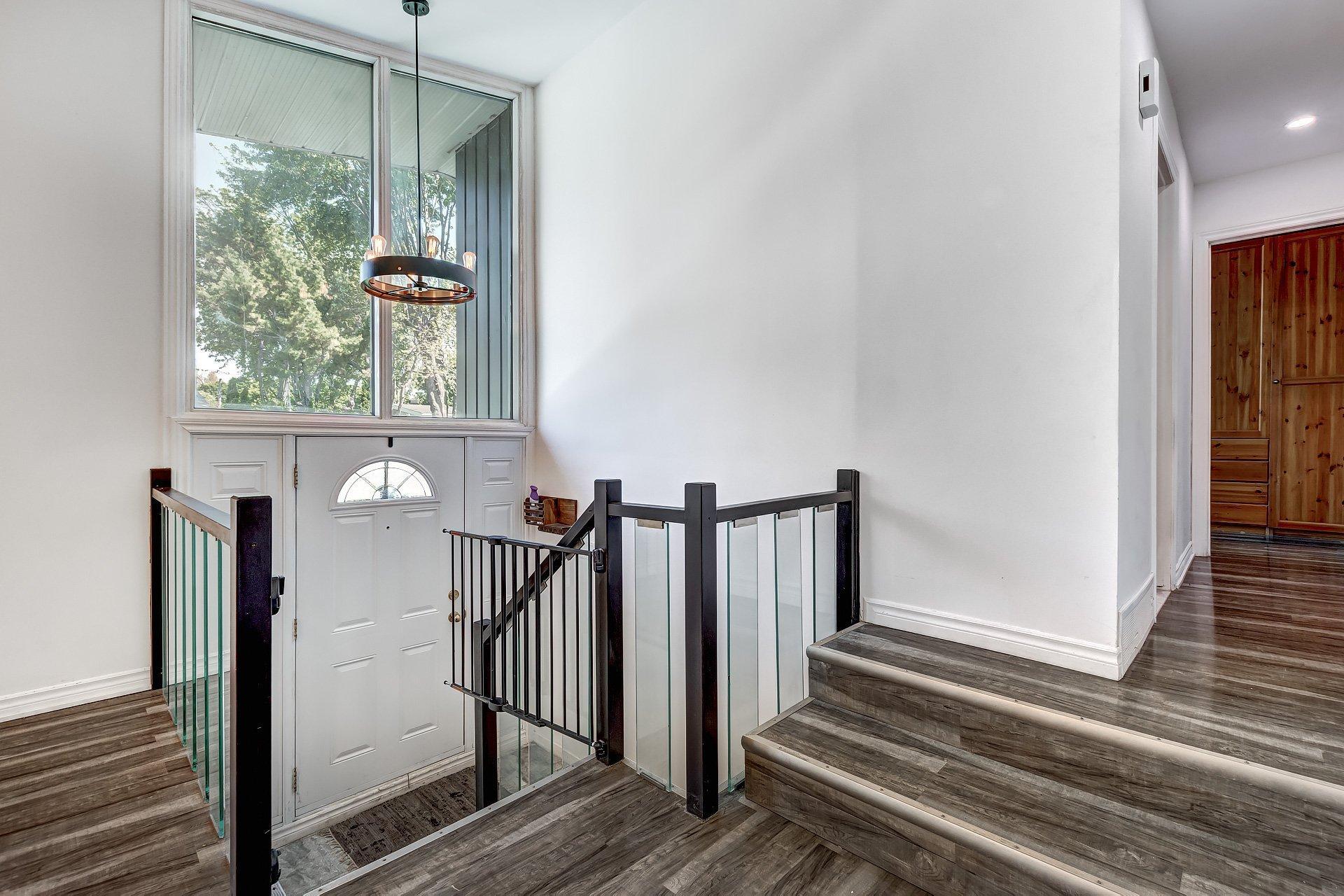 









12490


Rue de Toulouse

,
Montréal (Pierrefonds-Roxboro),




QC
H8Z1G9

