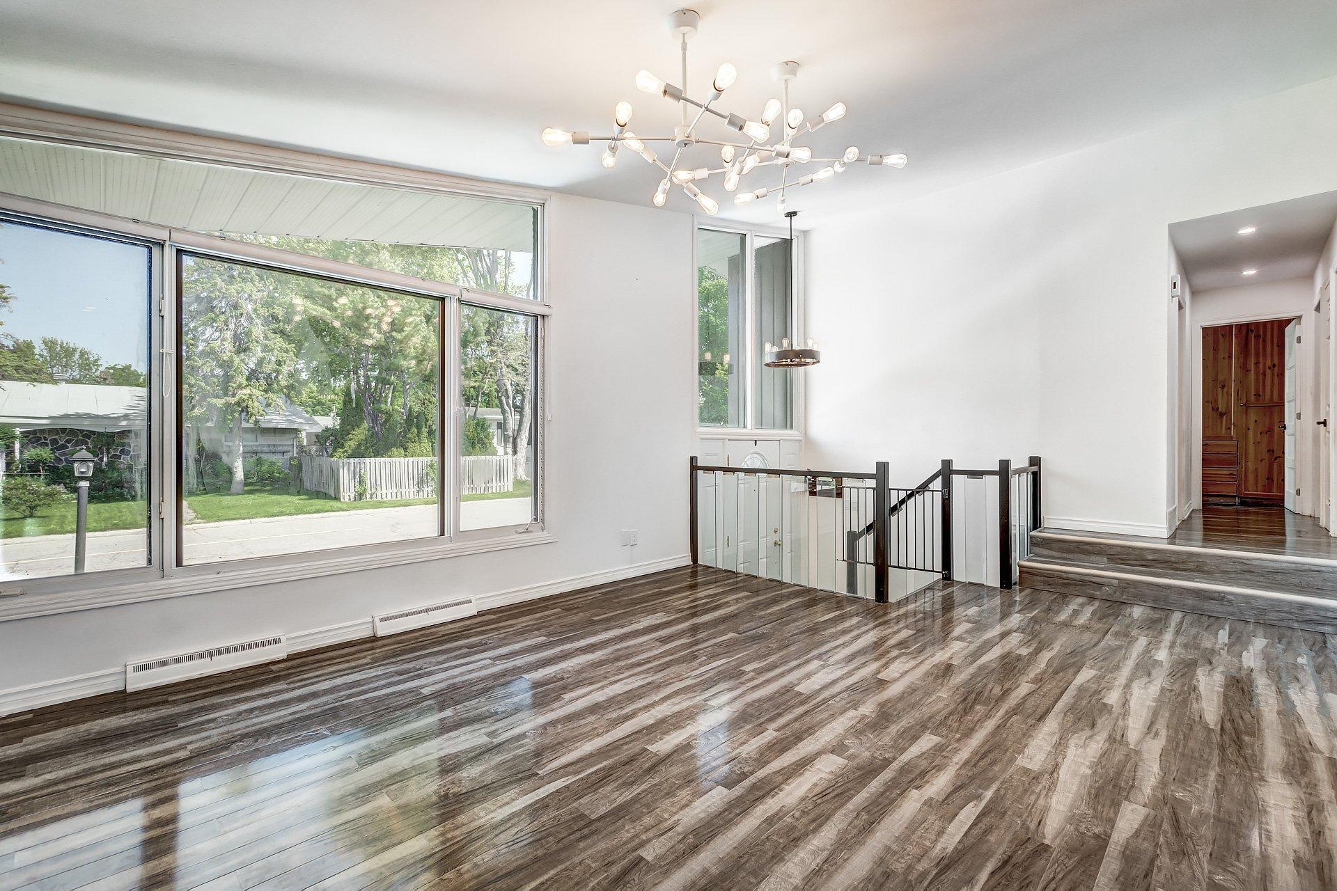 









12490


Rue de Toulouse

,
Montréal (Pierrefonds-Roxboro),




QC
H8Z1G9

