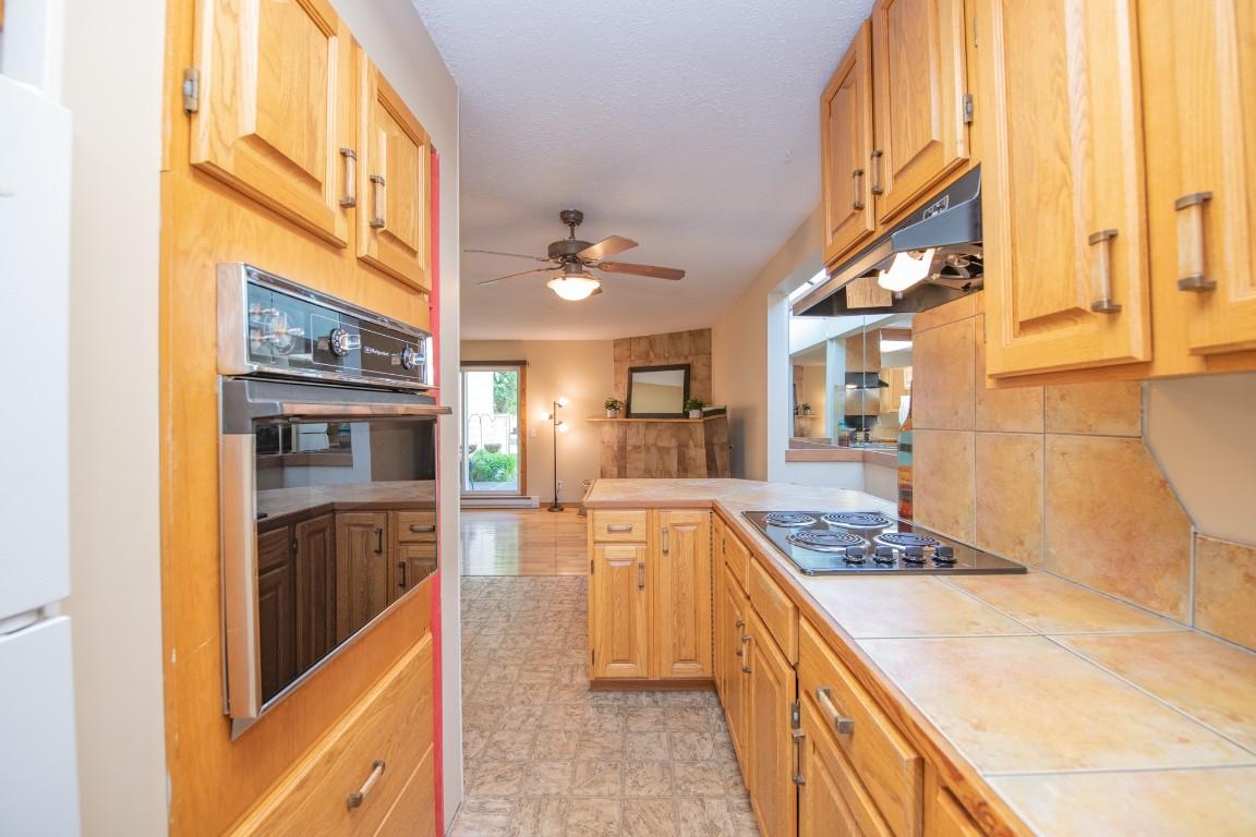 









5300


25

Avenue, 8,
Vernon,




BC
V1T 6R4

