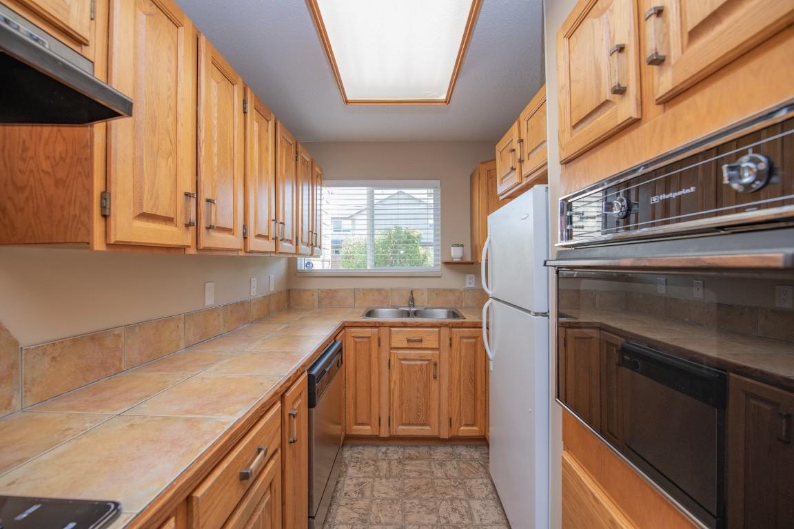 









5300


25

Avenue, 8,
Vernon,




BC
V1T 6R4

