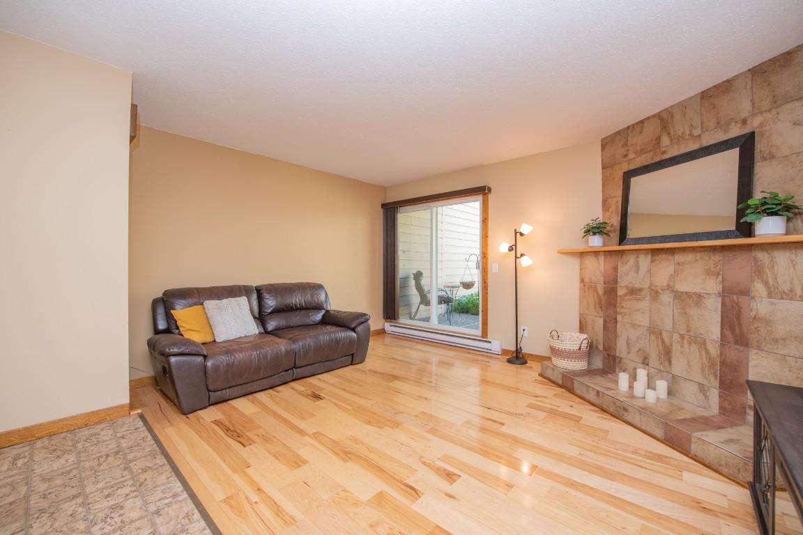 









5300


25

Avenue, 8,
Vernon,




BC
V1T 6R4

