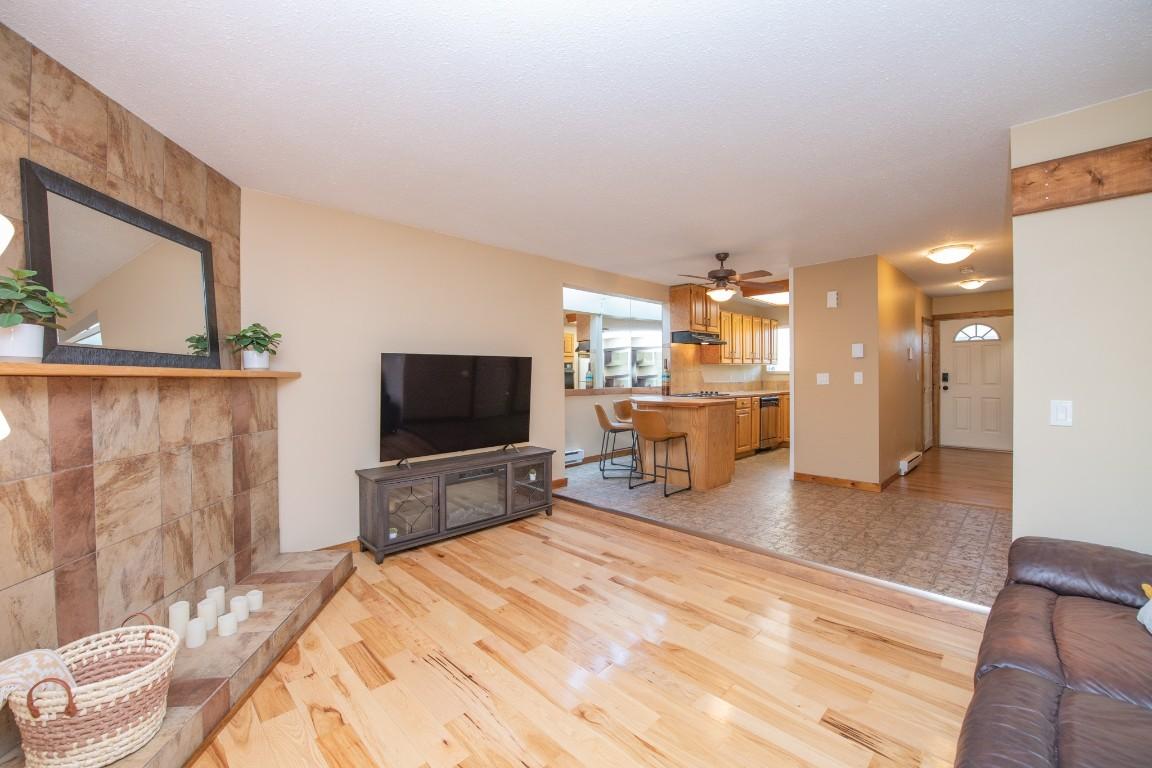 









5300


25

Avenue, 8,
Vernon,




BC
V1T 6R4


