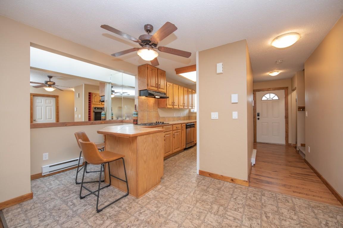 









5300


25

Avenue, 8,
Vernon,




BC
V1T 6R4

