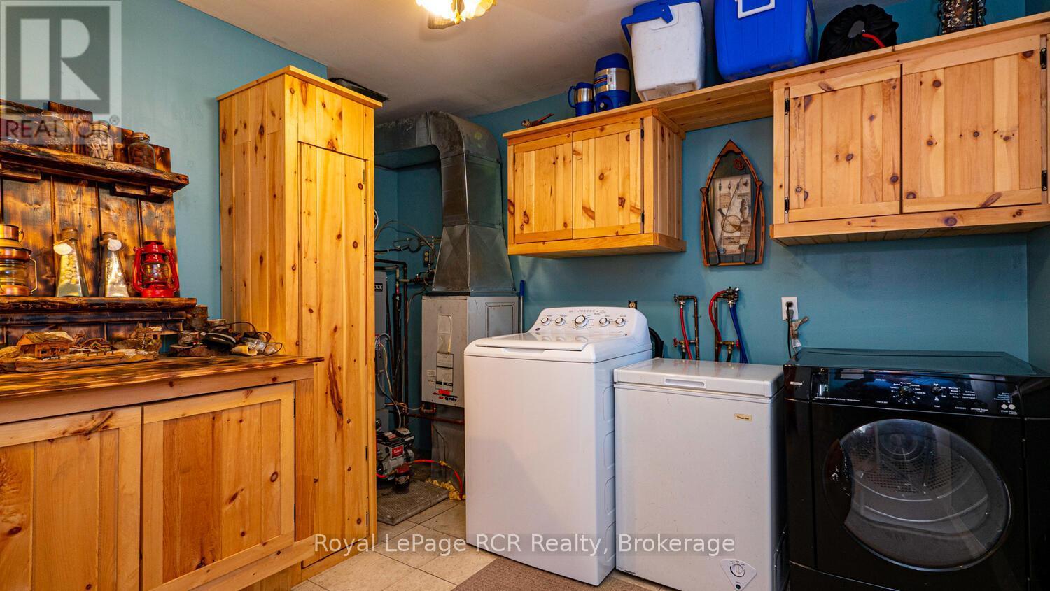 












6313 HIGHWAY 6

,
Northern Bruce Peninsula,




Ontario
N0H2R0

