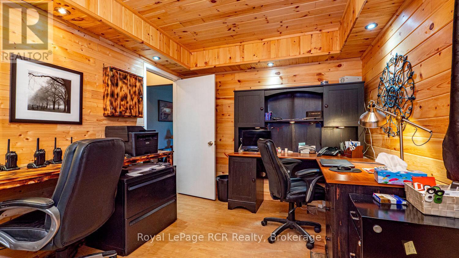 












6313 HIGHWAY 6

,
Northern Bruce Peninsula,




Ontario
N0H2R0

