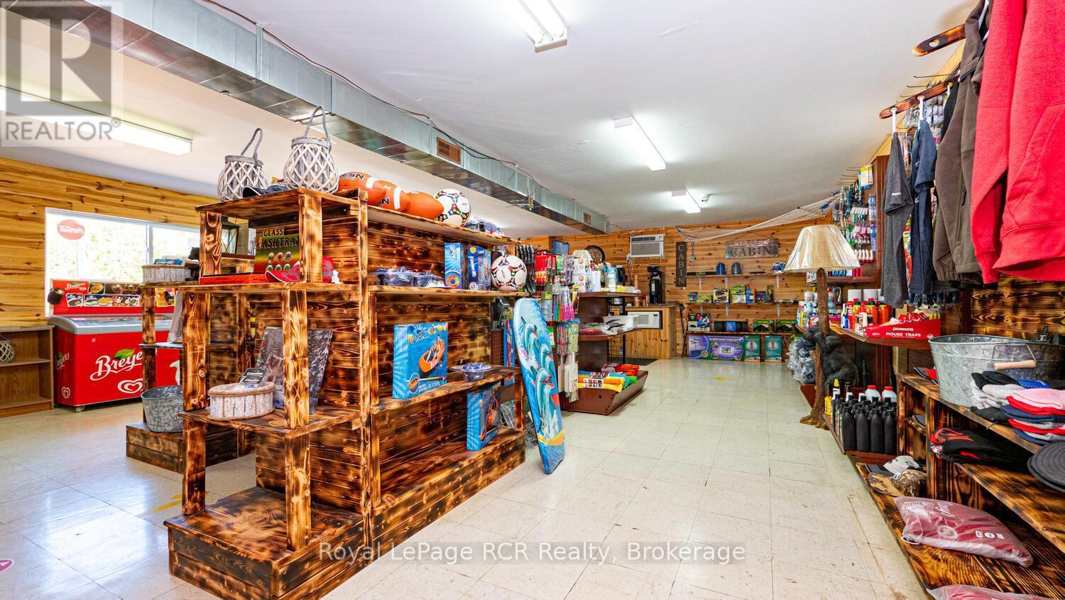 












6313 HIGHWAY 6

,
Northern Bruce Peninsula,




Ontario
N0H2R0

