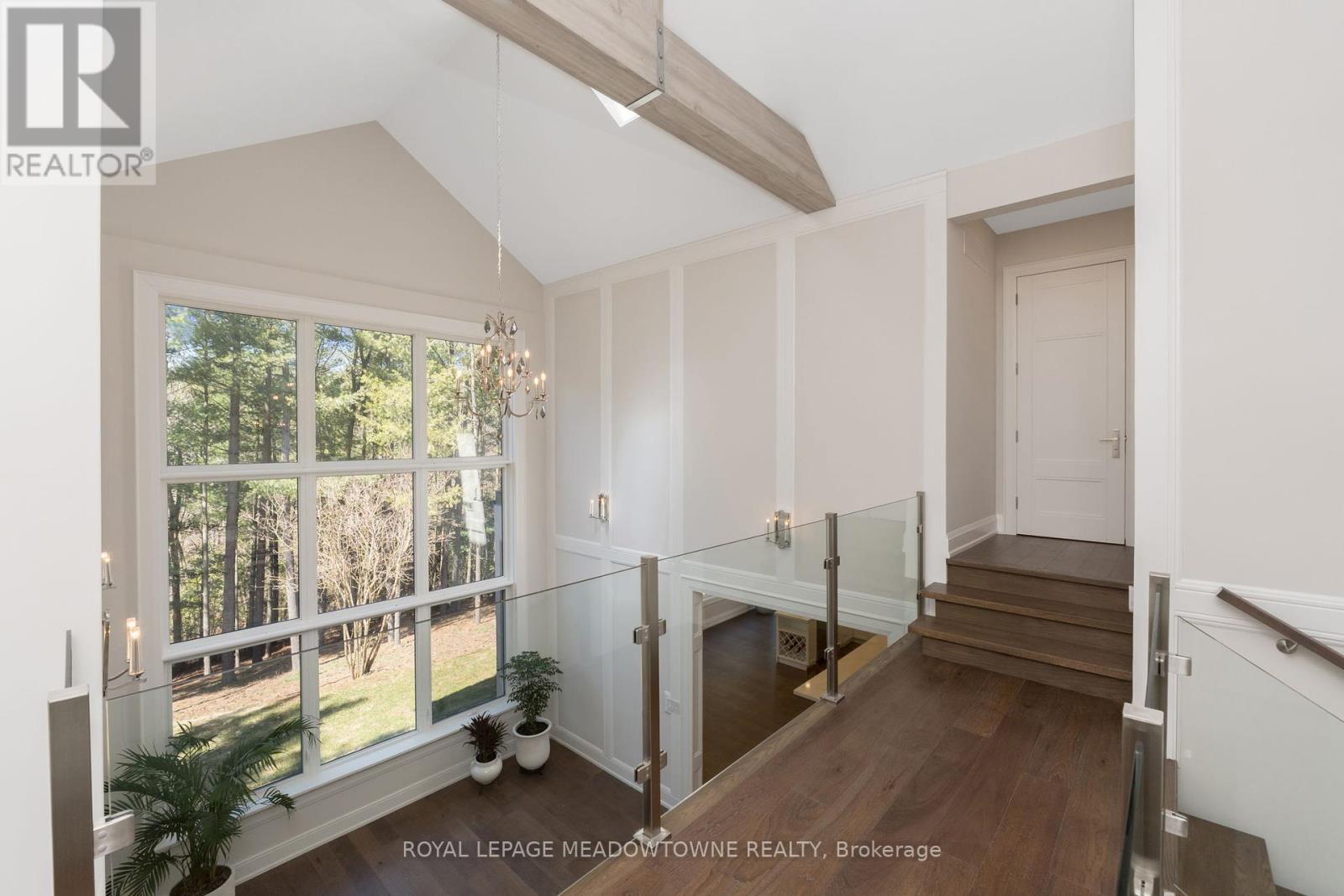 












13867 HERITAGE ROAD

,
Caledon,




Ontario
L7C3E9

