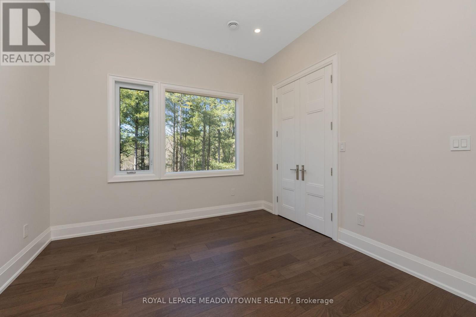 












13867 HERITAGE ROAD

,
Caledon,




Ontario
L7C3E9

