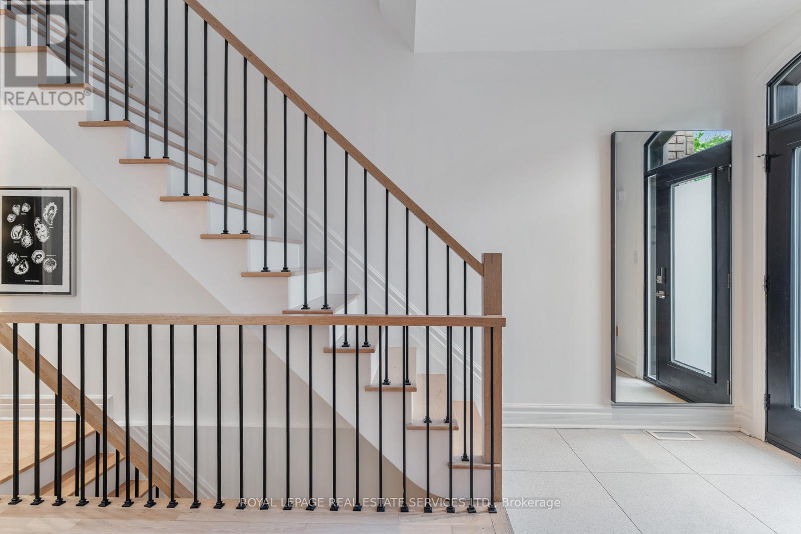 












14 LUKOW TERRACE

,
Toronto,




Ontario
M6R3B8

