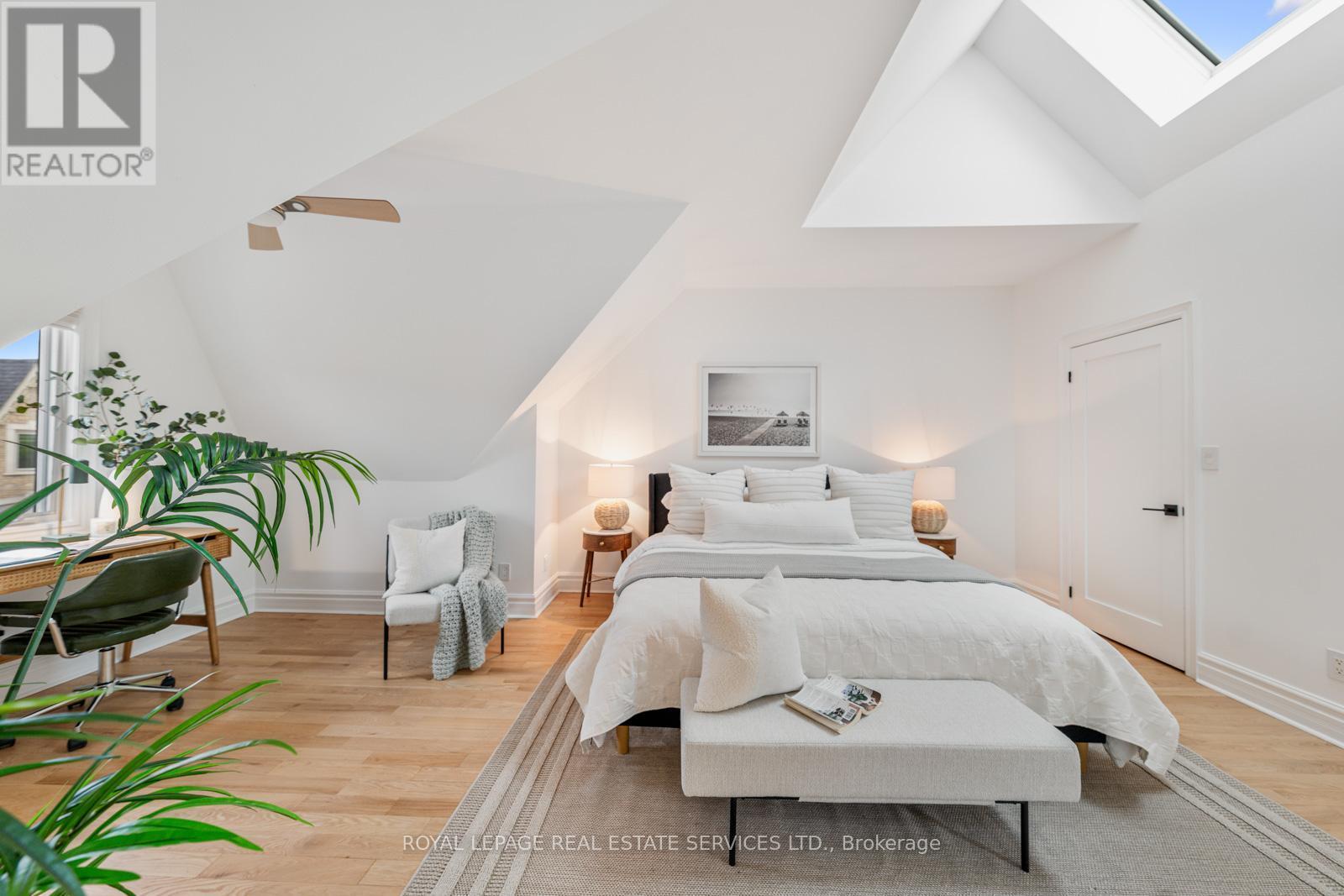 












14 LUKOW TERRACE

,
Toronto,




Ontario
M6R3B8

