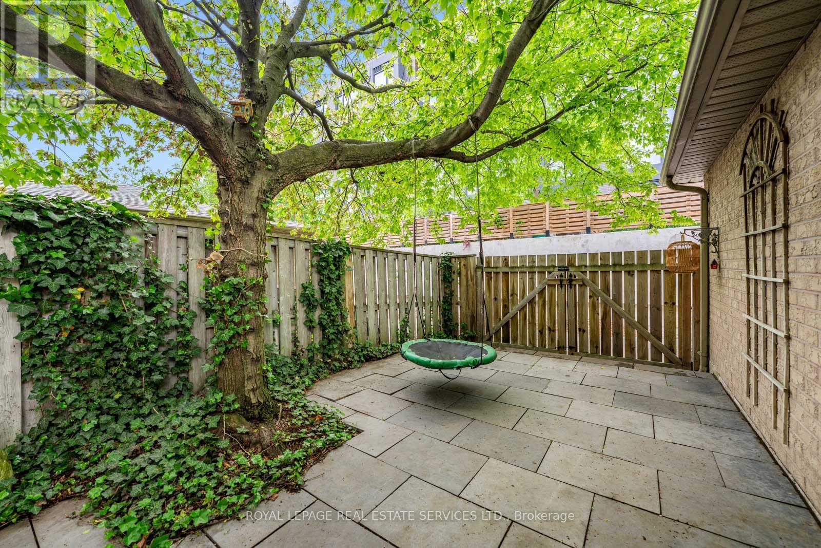 












14 LUKOW TERRACE

,
Toronto,




Ontario
M6R3B8


