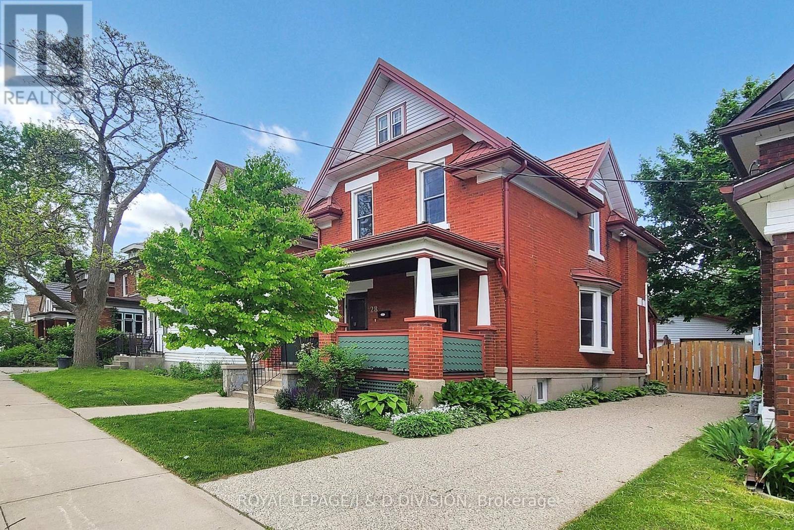 












28 HENRY STREET

,
Kitchener,




Ontario
N2G1P3

