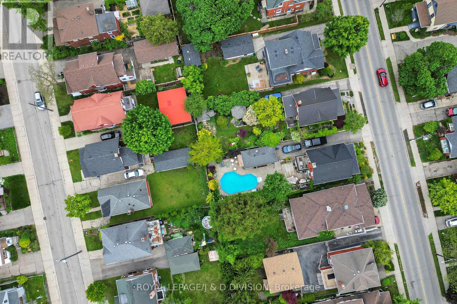 












28 HENRY STREET

,
Kitchener,




Ontario
N2G1P3

