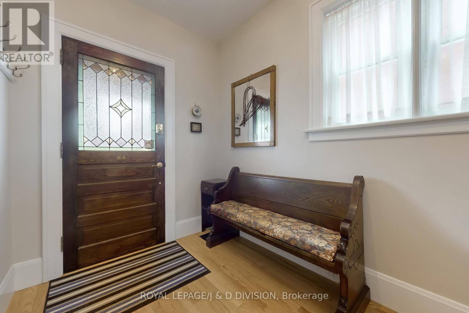 












28 HENRY STREET

,
Kitchener,




Ontario
N2G1P3

