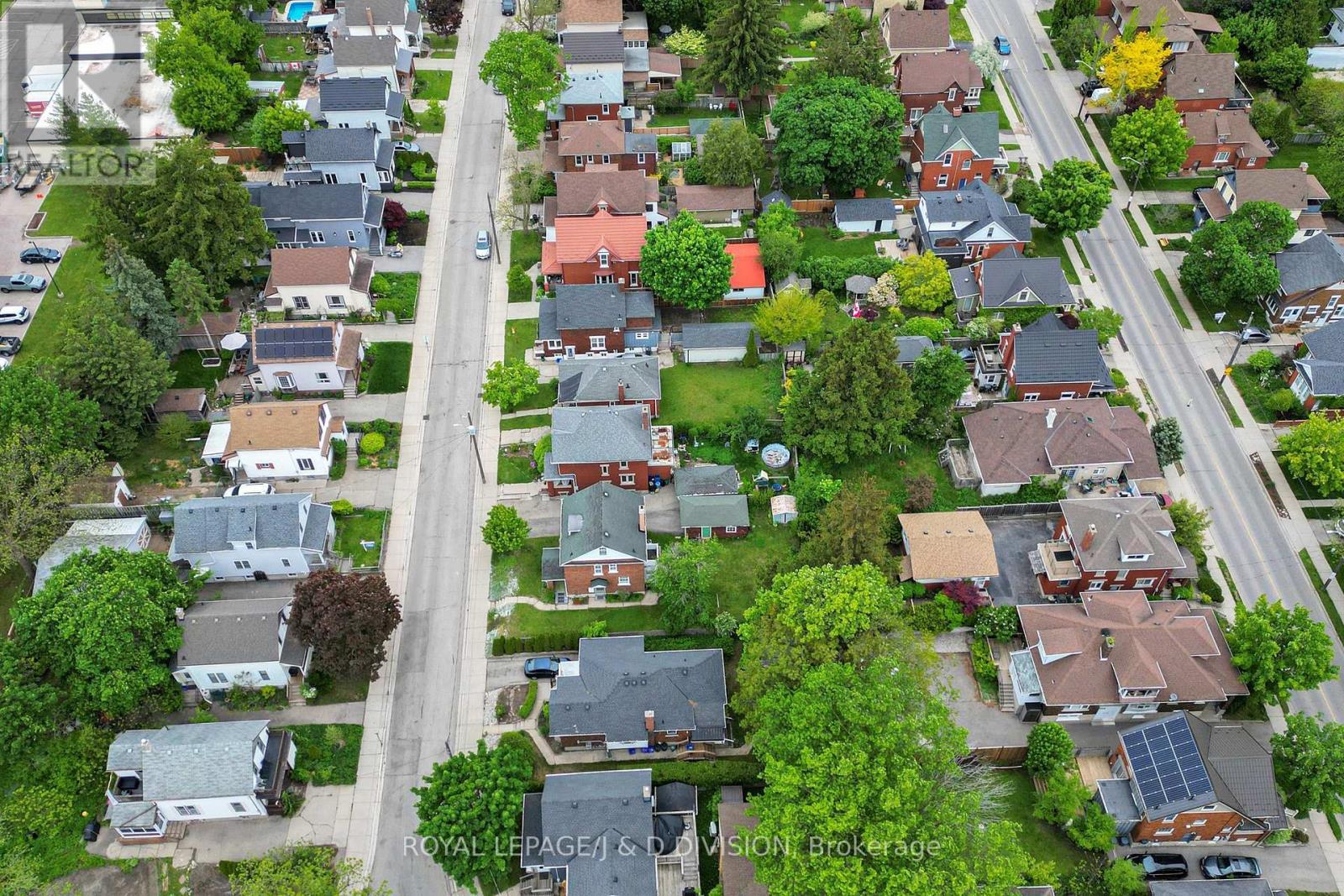 












28 HENRY STREET

,
Kitchener,




Ontario
N2G1P3

