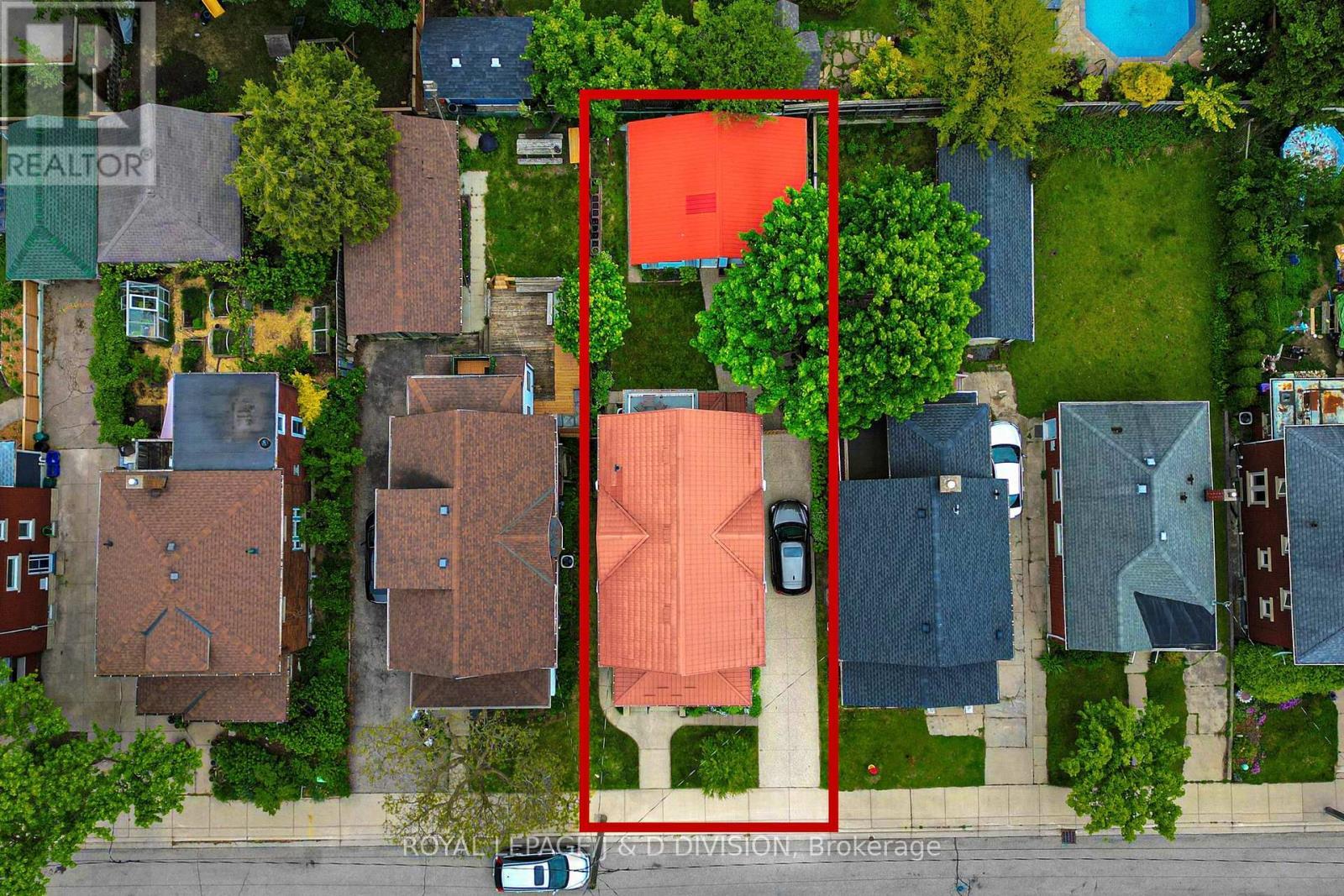 












28 HENRY STREET

,
Kitchener,




Ontario
N2G1P3

