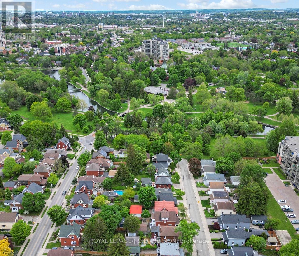 












28 HENRY STREET

,
Kitchener,




Ontario
N2G1P3

