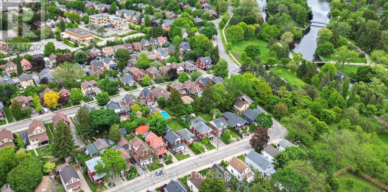 












28 HENRY STREET

,
Kitchener,




Ontario
N2G1P3


