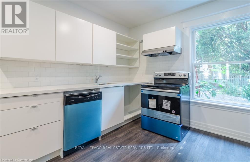 












115 SPADINA AVENUE

,
Hamilton,




Ontario
L8M2X4

