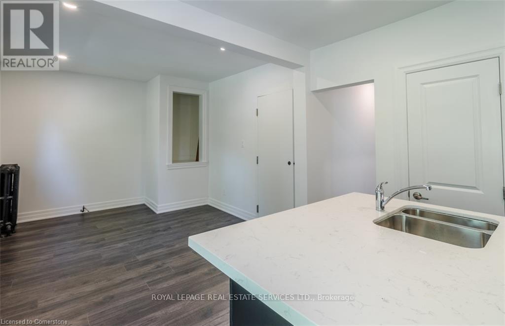 












115 SPADINA AVENUE

,
Hamilton,




Ontario
L8M2X4

