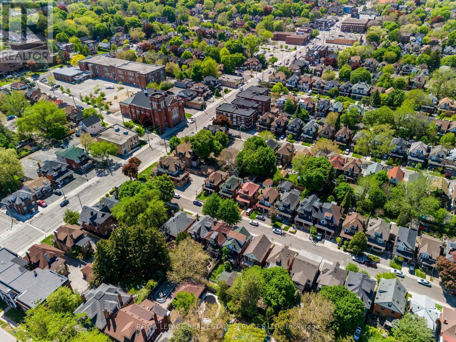 












115 SPADINA AVENUE

,
Hamilton,




Ontario
L8M2X4

