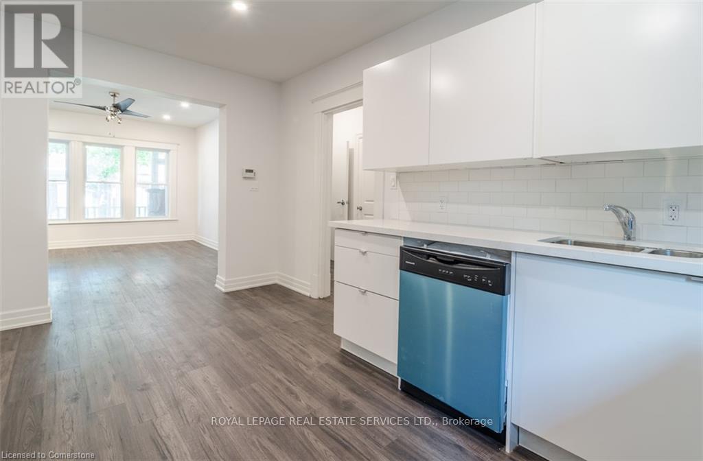 












115 SPADINA AVENUE

,
Hamilton,




Ontario
L8M2X4


