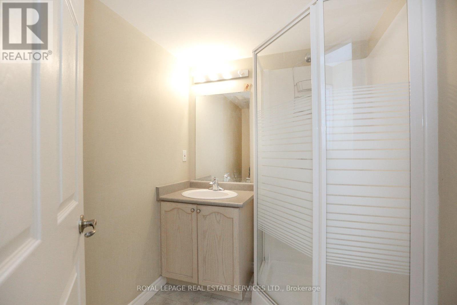 












402 - 1470 BISHOPS GATE

,
Oakville,




Ontario
L6M4N2

