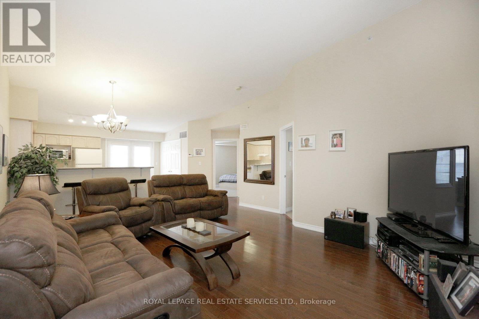 












402 - 1470 BISHOPS GATE

,
Oakville,




Ontario
L6M4N2

