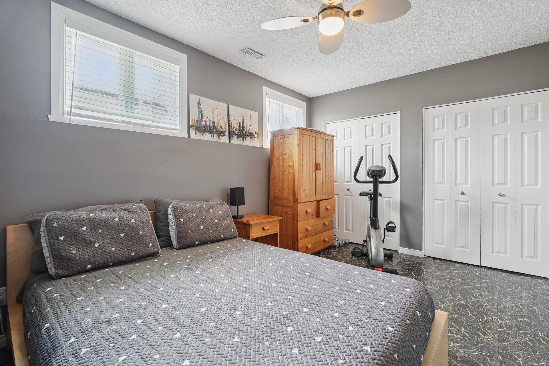









806


Rue Madore

,
Gatineau (Gatineau),




QC
J8R1H7

