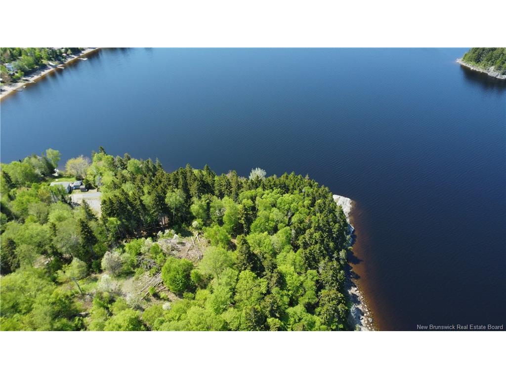









LOT


Lydia's Ledge

RD,
Utopia,







NB
E5C 3B1


