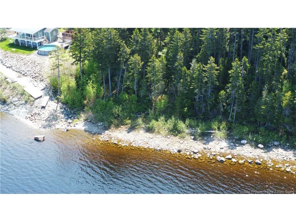 









LOT


Lydia's Ledge

RD,
Utopia,







NB
E5C 3B1

