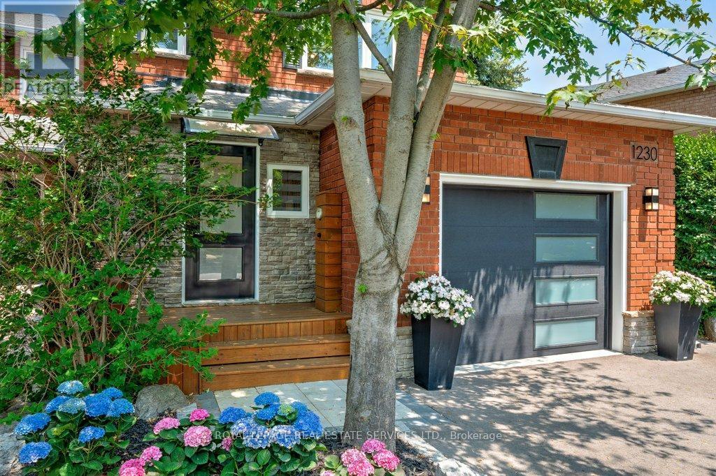












1230 BLACKBURN DRIVE

,
Oakville,




Ontario
L6M2N5

