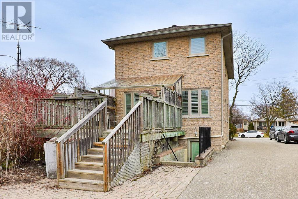 












1348 NORTHMOUNT AVENUE

,
Mississauga,




Ontario
L5E1Y5

