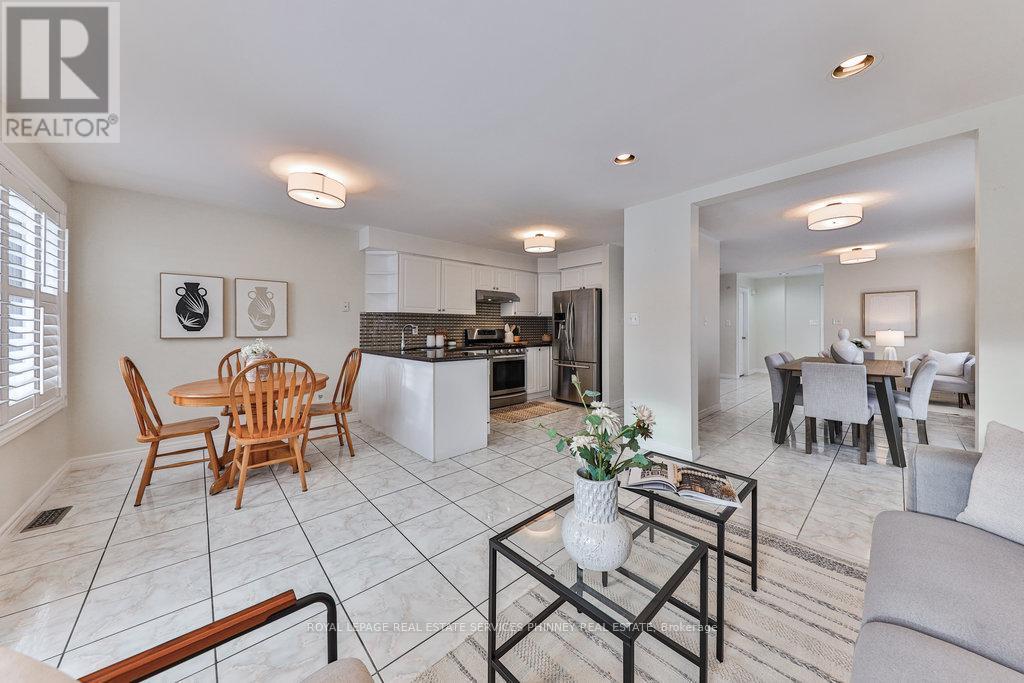 












1348 NORTHMOUNT AVENUE

,
Mississauga,




Ontario
L5E1Y5


