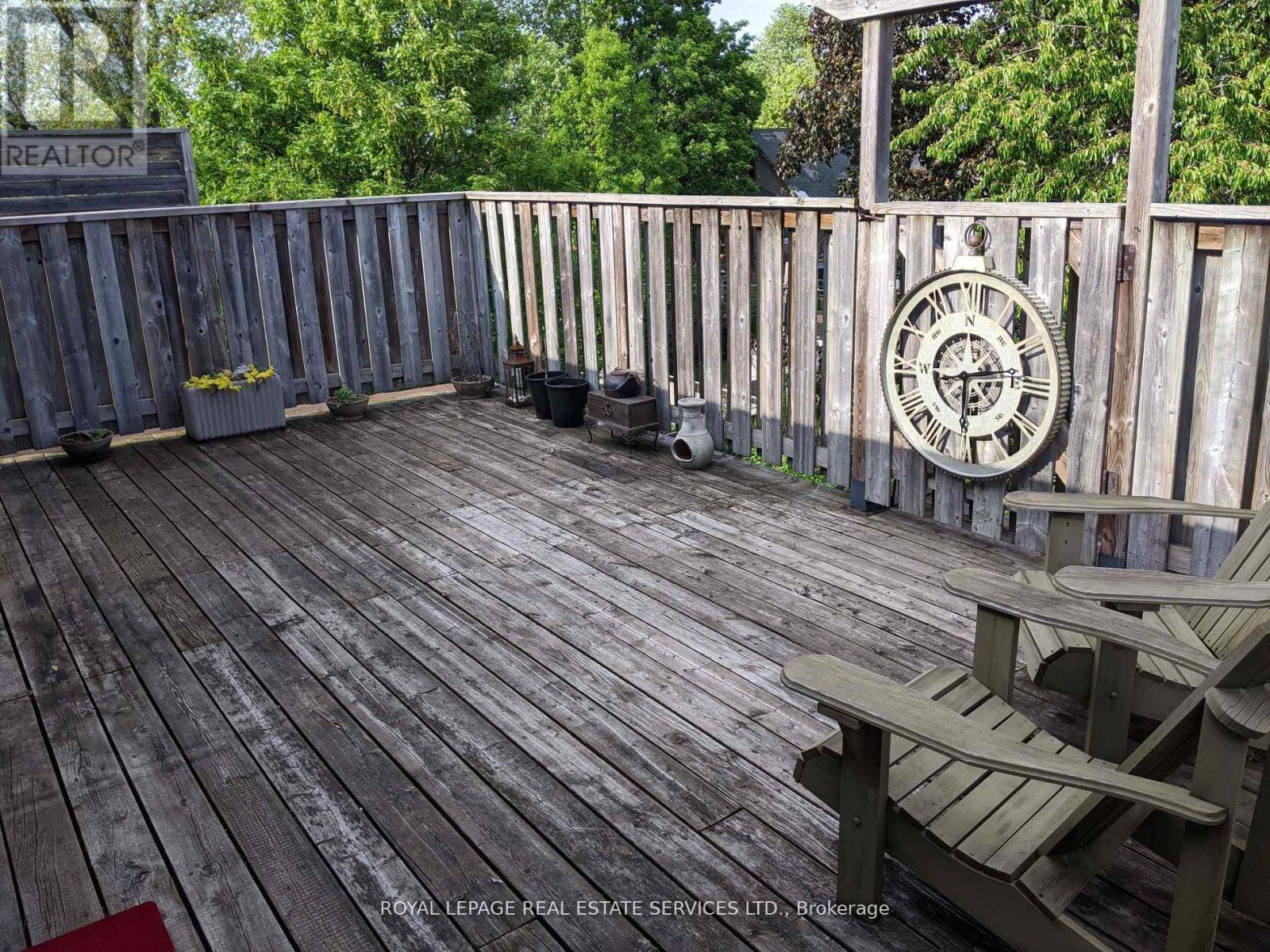 












5 NORTHCLIFFE BOULEVARD

,
Toronto,




Ontario
M6H3G9


