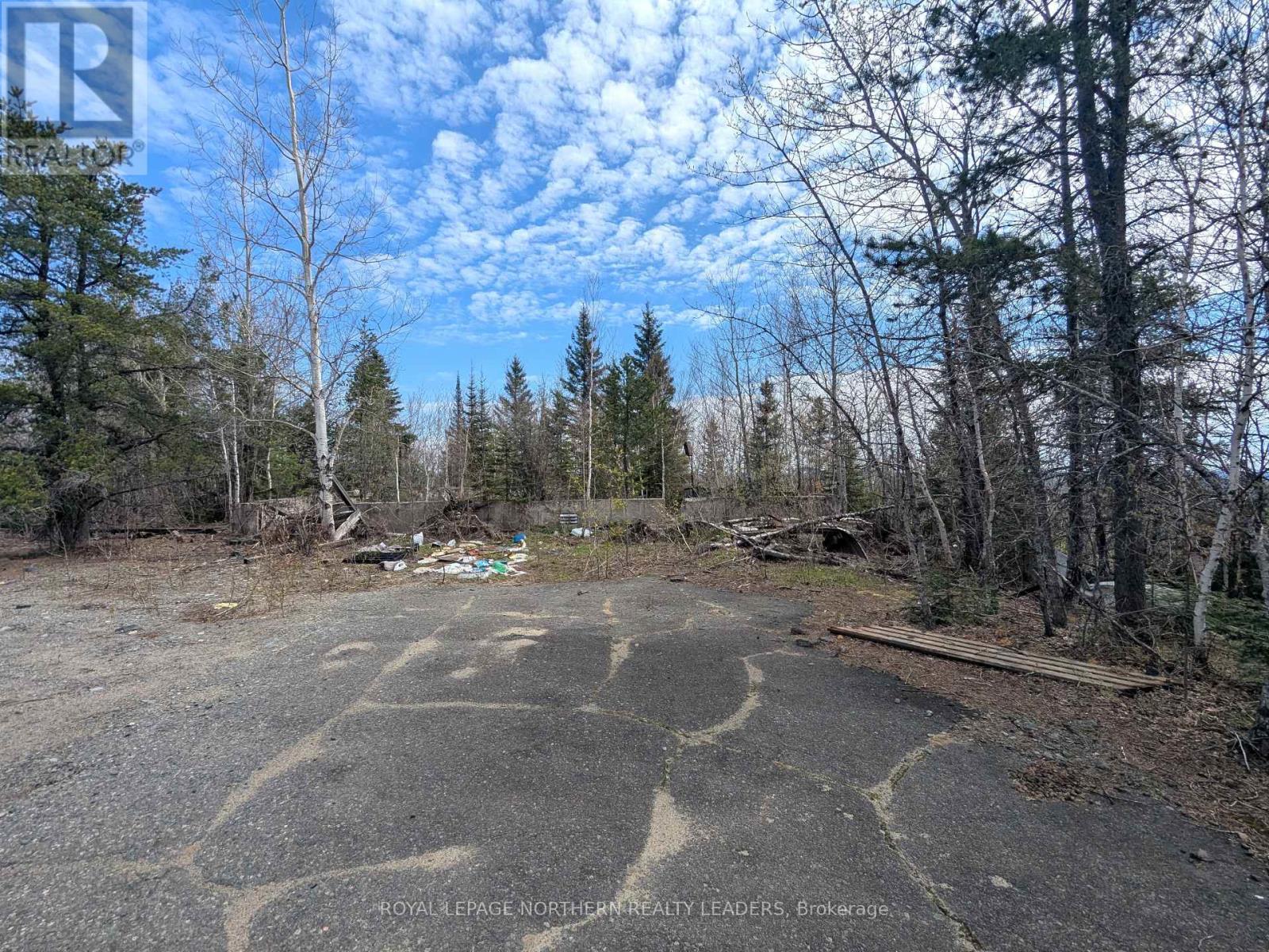 












1619 LAVA MOUNTAIN ROAD

,
Black River-Matheson (Matheson),







Ontario
P0K1R0

