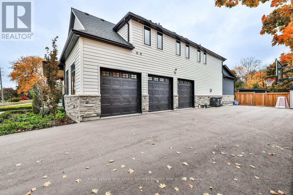 












57 JOYMAR DRIVE

,
Mississauga,




Ontario
L5M1G1

