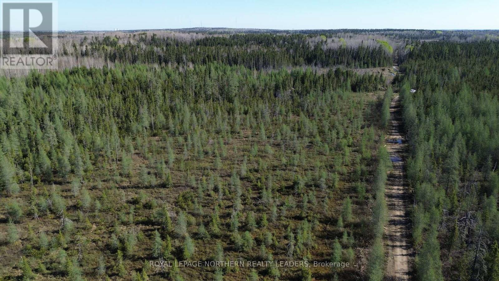 












PCL 16935 & PCL 16937 DELORO

,
Timmins (SCH - Goldmine Rural),







Ontario
P4N7C2

