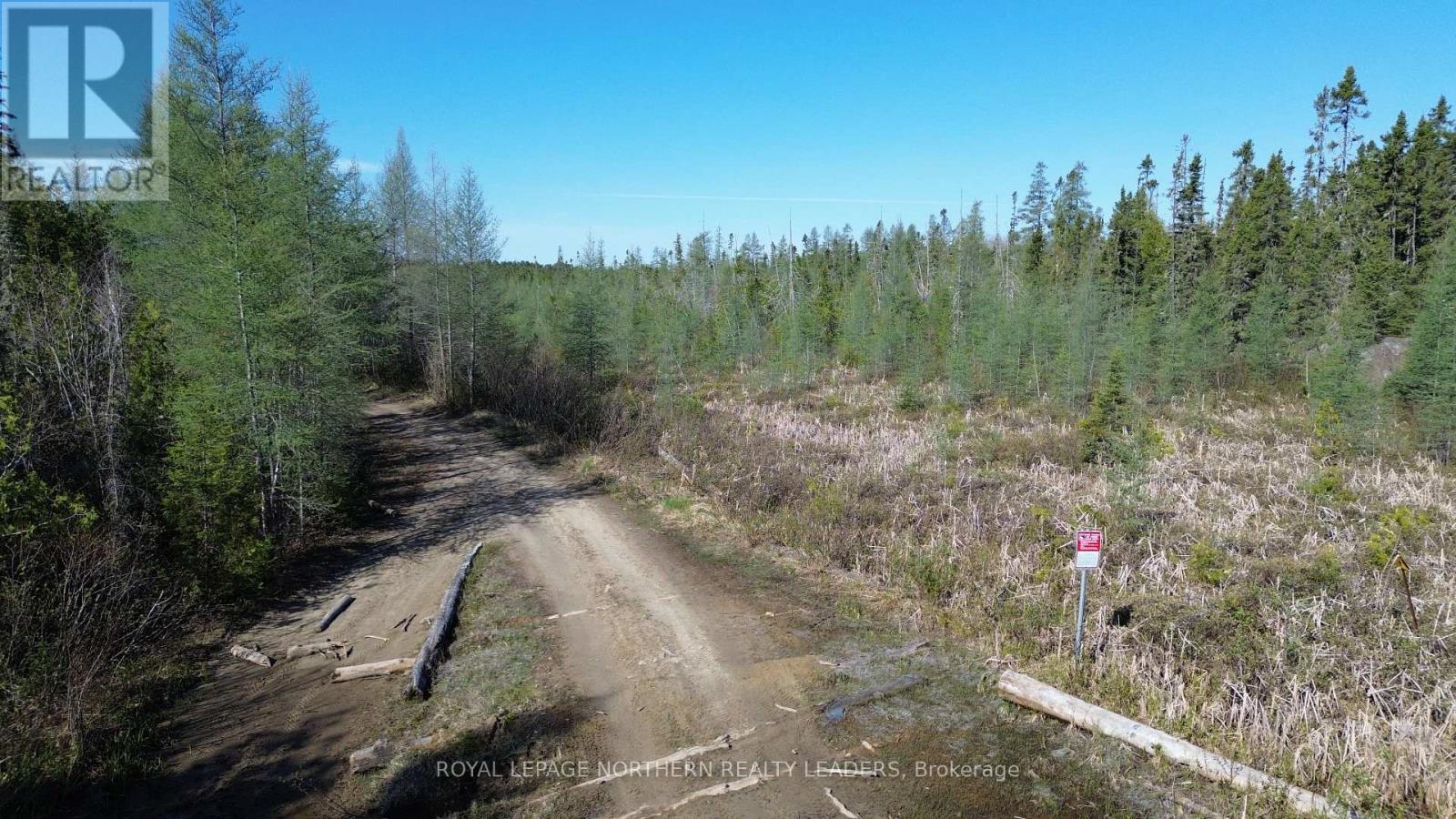 












PCL 16935 & PCL 16937 DELORO

,
Timmins (SCH - Goldmine Rural),







Ontario
P4N7C2

