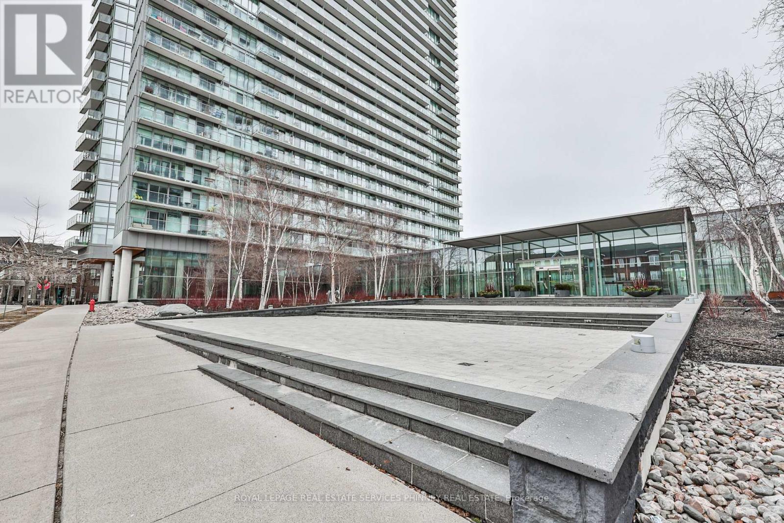 












1416 - 103 THE QUEENSWAY

,
Toronto,




Ontario
M6S5B3

