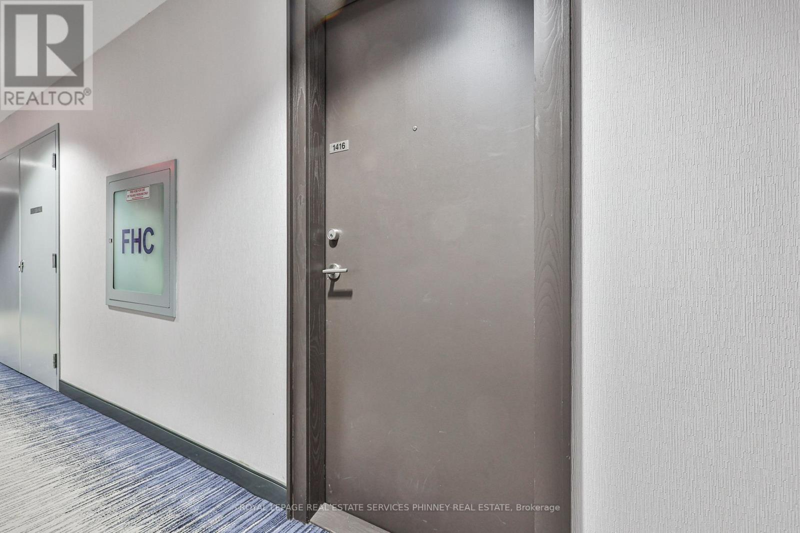 












1416 - 103 THE QUEENSWAY

,
Toronto,




Ontario
M6S5B3

