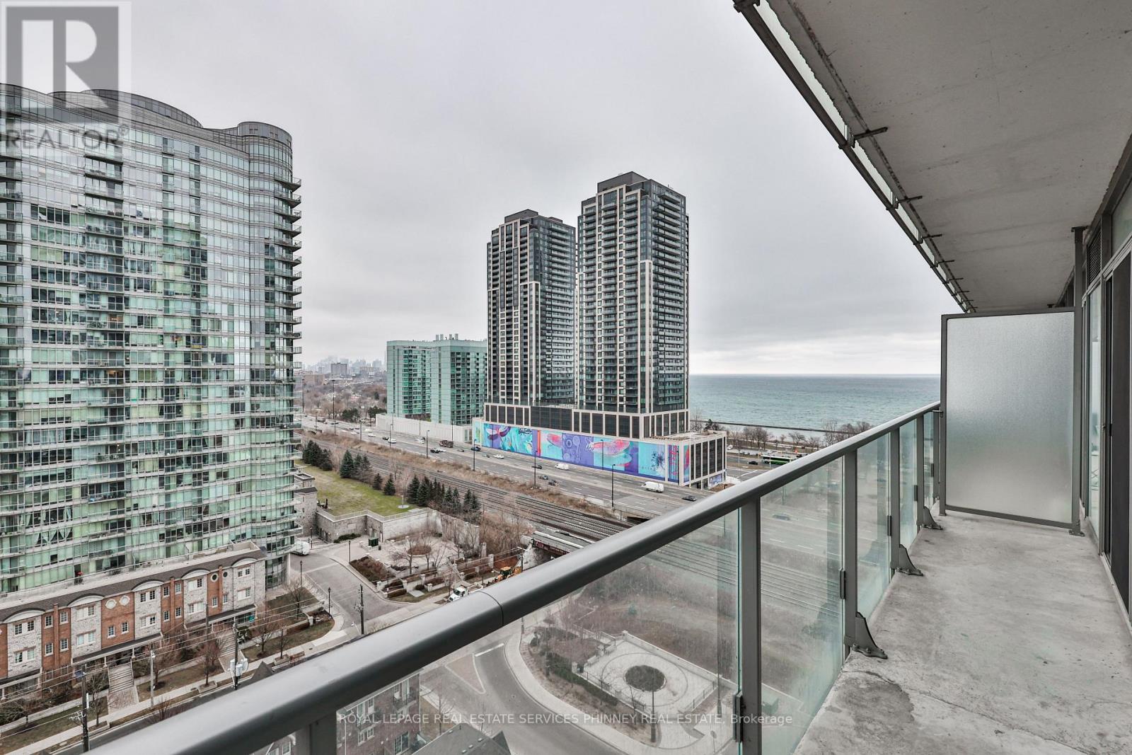 












1416 - 103 THE QUEENSWAY

,
Toronto,




Ontario
M6S5B3

