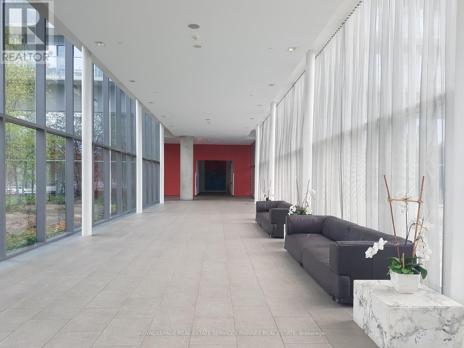 












1416 - 103 THE QUEENSWAY

,
Toronto,




Ontario
M6S5B3

