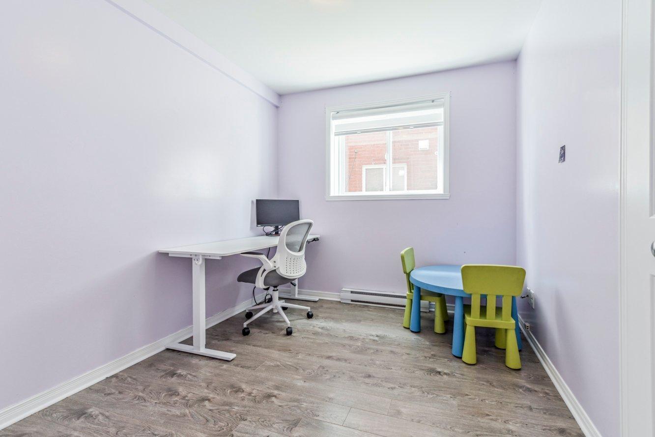 









464


Rue Principale

, 1,
Saint-Amable,




QC
J0L1N0

