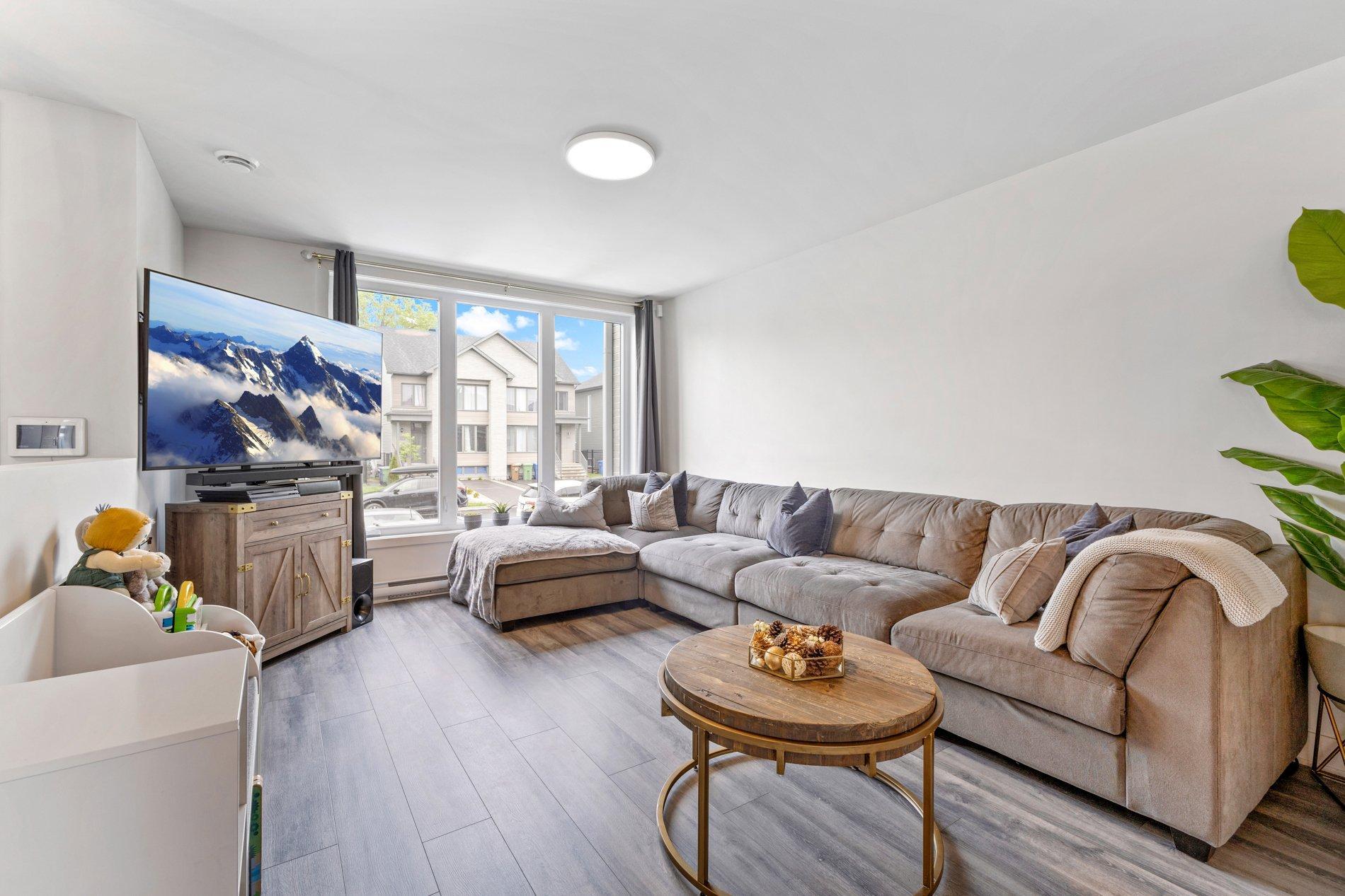 









562


Rue des Ancolies

,
Saint-Eustache,




QC
J7P0G4

